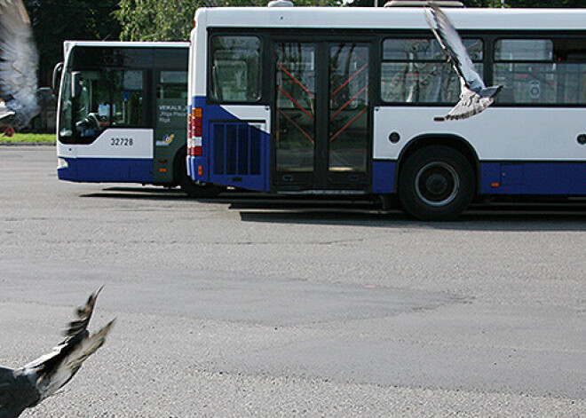 Nolietotie "Rīgas satiksmes" autobusi tiks izsolīti