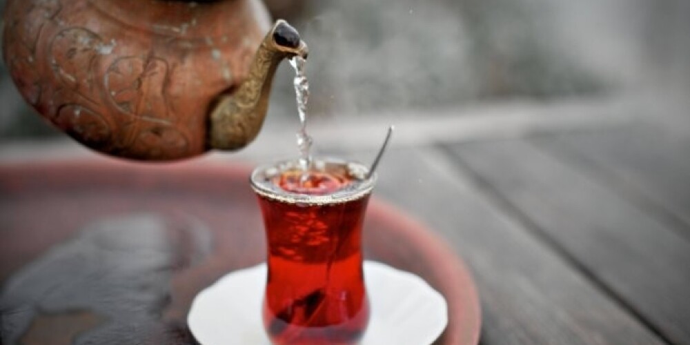 2-3 чашки чая в день могут спасти от остеопороза