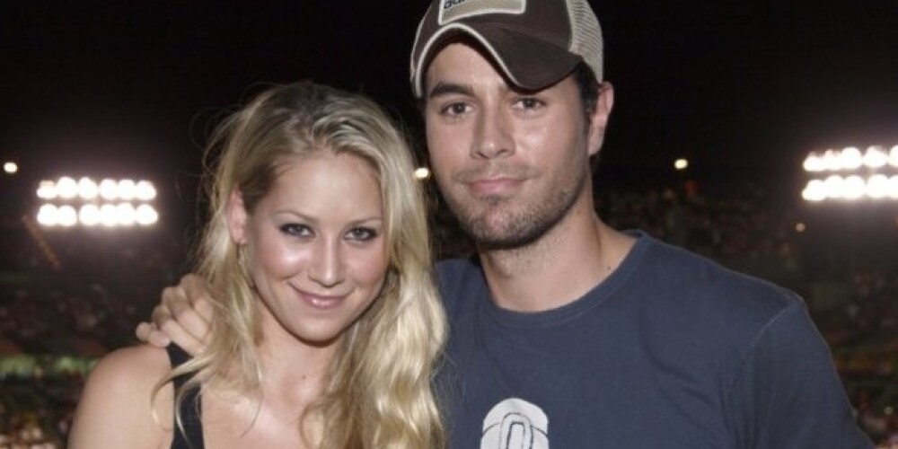 Известный певец объявил о расставании с российской спортсменкой