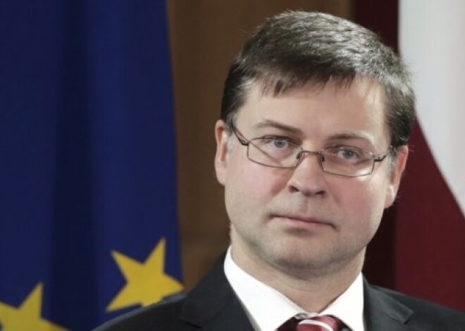 Valdim Dombrovskim piešķirs Triju Zvaigžņu ordeni