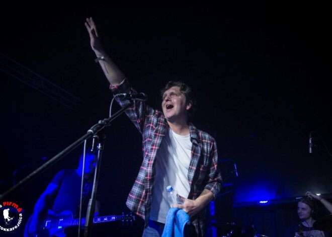 6. novembrī “Latvijas 1. Rokkafejnīcā” pēc vairāk nekā 20 gadu pārtraukuma koncertēja 80. gados populārā grupa “Aurora”, pirms kura koncerta uzstājās arī “Zig zag”.