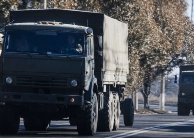 Doņeckā iebrauc autokolonnas ar smago bruņutehniku. FOTO. VIDEO