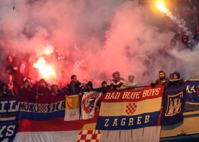 Horvātijas futbola līdzjutēji sarīko nekārtības; izlasei neizšķirts pret Itāliju. FOTO. VIDEO