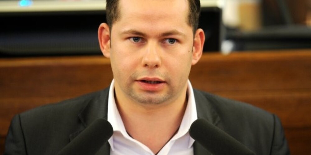 СМИ: Из России выдворен за шпионаж бывший депутат Сейма Латвии Алексей Холостов