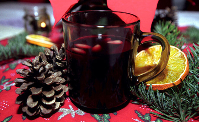 Īstus pirmssvētku noskaņu ar karstvīnu un gatavošanos ziemas saulgriežiem šajā nedēļas nogalē varēs izjust Sabilē, kur iesākas jauna tradīcija – Karstvīna svētki.