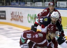 Rīgas "Dinamo" divreiz nenosargā pārsvaru un piedzīvo trešo zaudējumu pēc kārtas