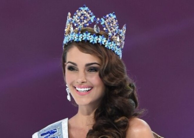 "Miss World" kronēta šī gada pasaules skaistākā sieviete. FOTO