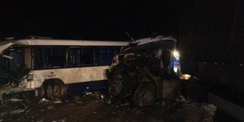 В тяжелой аварии погиб один человек