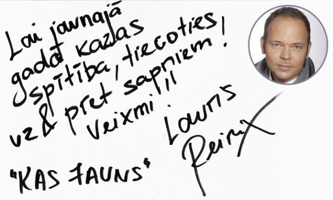 Dziedātājs Lauris Reiniks.