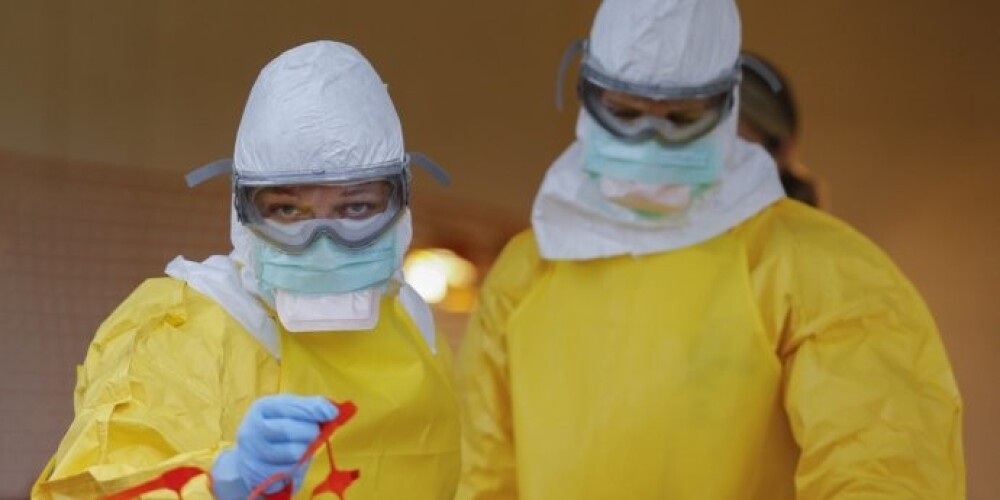 Глава миссии ООН: мир должен победить Эболу в 2015 году
