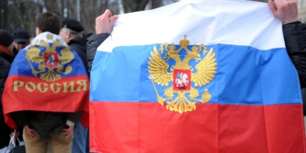 Vēstniecība: Krievijas pensiju saņēmēju vidū sācies pamatīgs satraukums