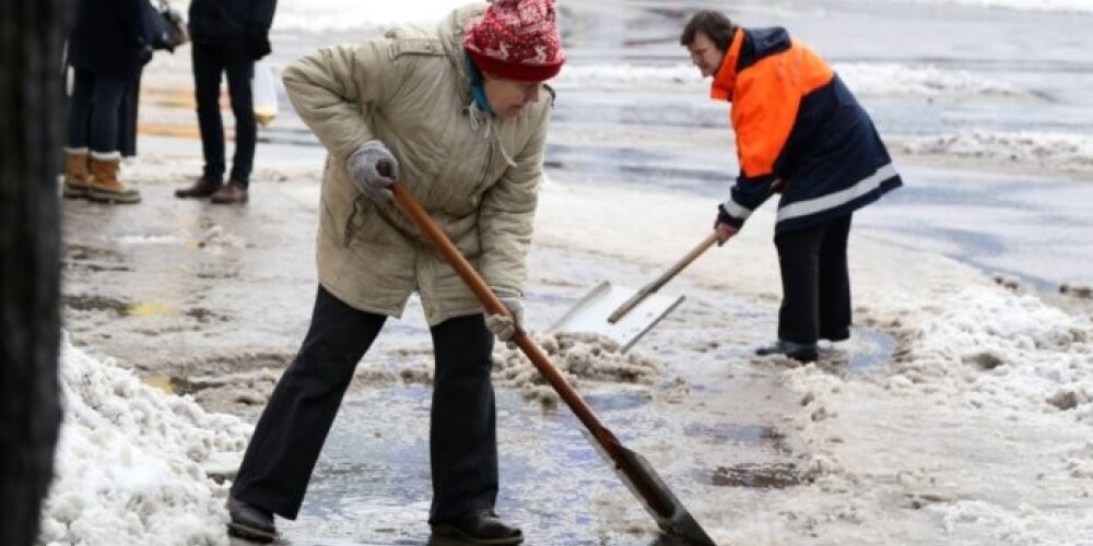 Недопустимо, когда из-за нерасчищенных дорог гибнут люди, заявил м Матисс