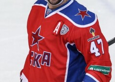 KHL līdervienības Maskavas CSKA rezultatīvākais hokejists Aleksandrs Radulovs spiests izlaist arī Zvaigžņu spēli.