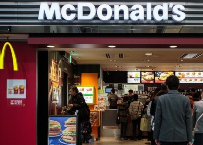 "McDonald's" atceļ savu prezidentu un ģenerāldirektoru