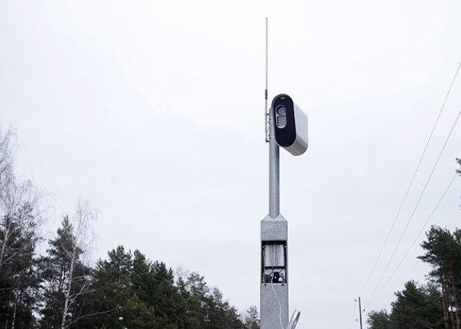 Uzstādīti desmit fotoradari, sodus par pārkāpumiem vēl nepiemēro