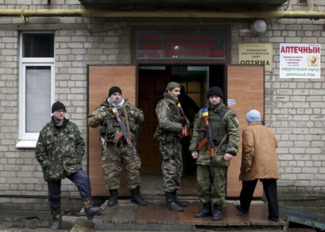 Amatpersona: Donbasa slimnīcas ir pārpildītas ar krievu karavīru līķiem
