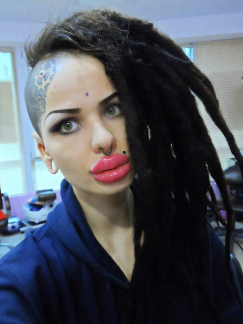 Кристина Рей до пластики