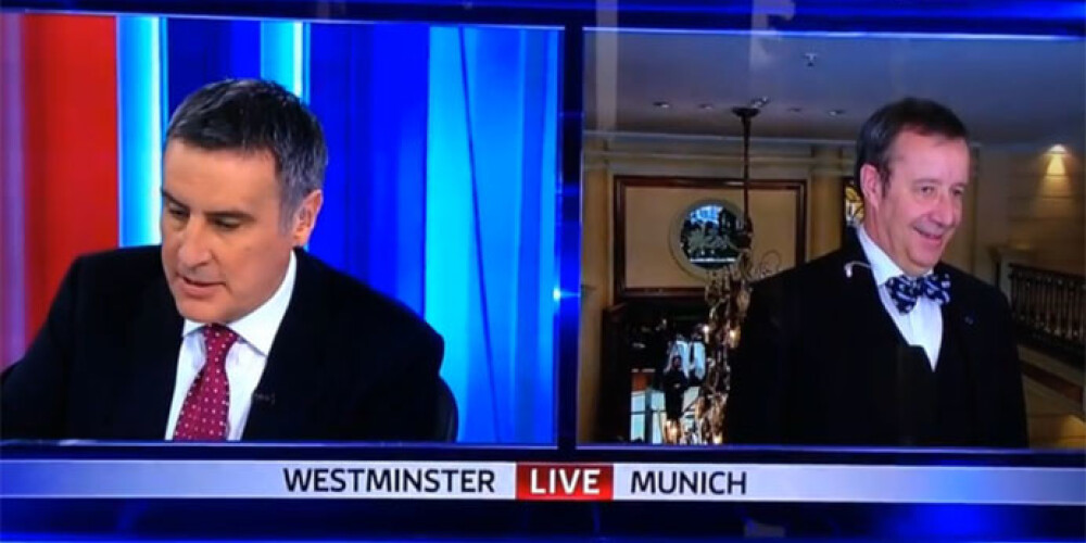 Igaunijas prezidentu sanikno "Sky News" žurnālists. Ilvess atsakās sniegt interviju. VIDEO