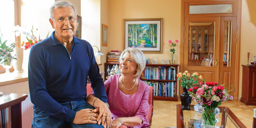 Jānim Jurkānam par mīļākās vešanu ģimenes mājoklī un melošanu sievai nu nācies pamest skaisto dzīvokli Raiņa bulvārī.