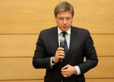 Председатель Рижской думы Нил Ушаков