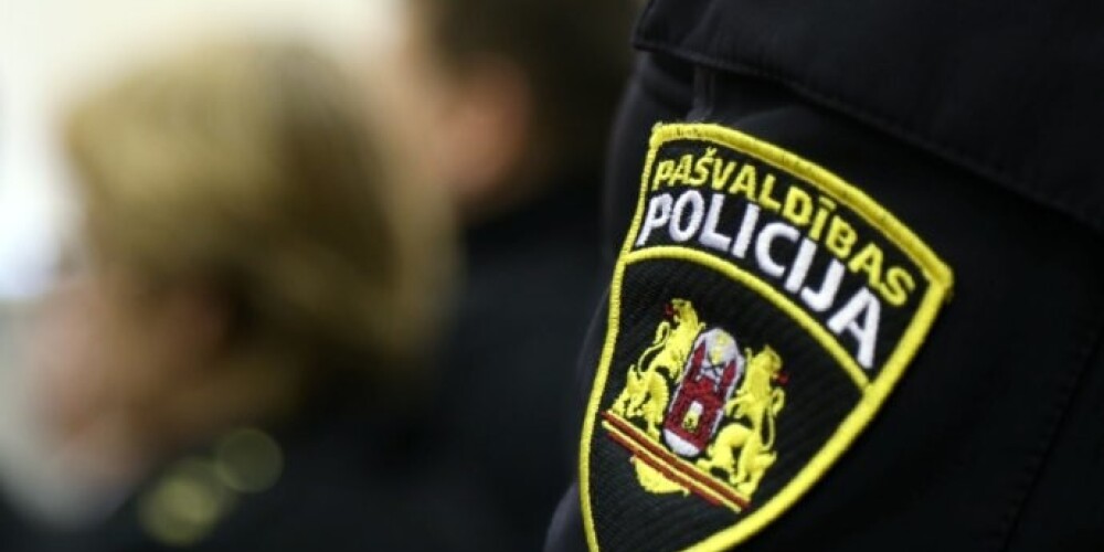 Raidījums: Rīgas pašvaldības policija pati pārkāpj likumu