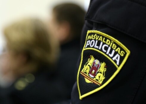 Raidījums: Rīgas pašvaldības policija pati pārkāpj likumu