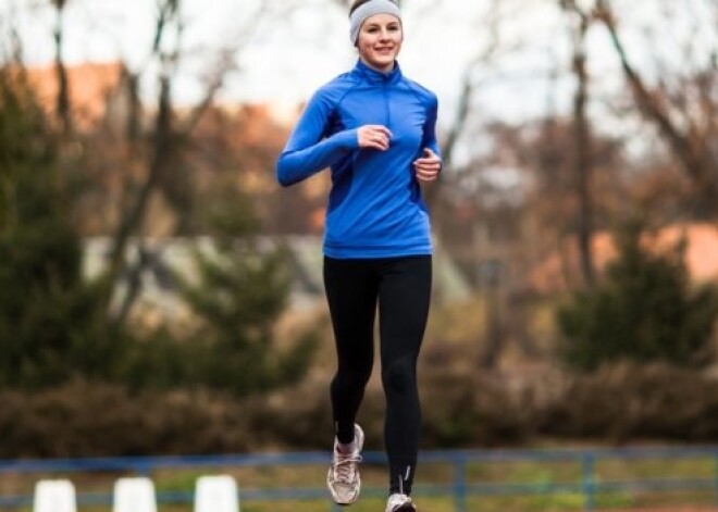 Ja trūkst enerģijas - izkusties svaigā gaisā! Kas jāņem vērā, sportojot ziemas vēsumā?