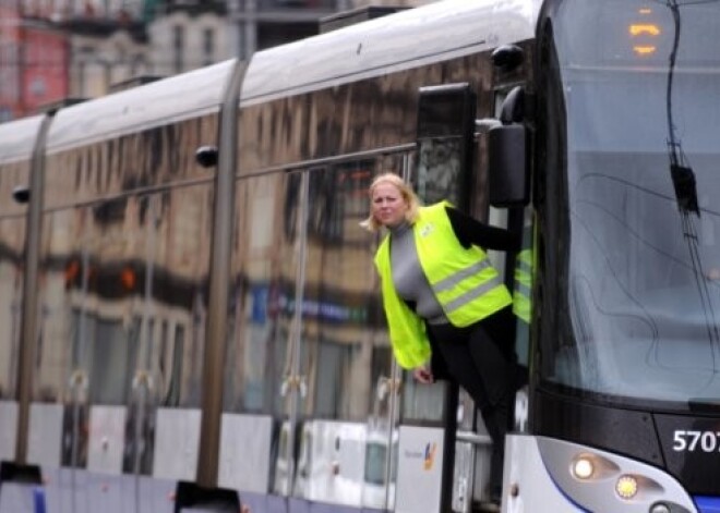 Dārgo Rīgas transporta biļešu dēļ - 6,8 miljonu eiro zaudējums arī no valsts maka