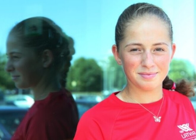 Latvijas uzlecošā zvaigzne Aļona Ostapenko pirmo reizi karjerā triumfē ITF 50 000 sērijas turnīrā