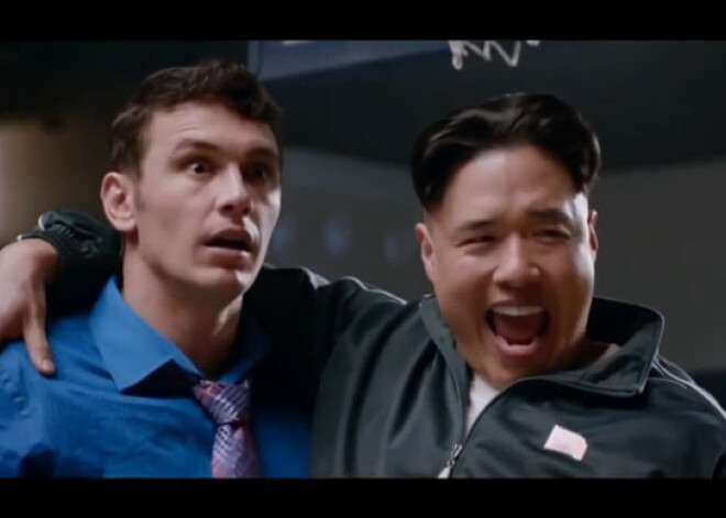 Uz Ziemeļkoreju ar baloniem nosūtīs 10 000 filmas "The Interview" eksemplāru