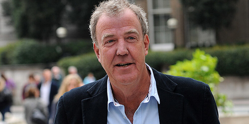 "Top Gear" vadītājs Džeremijs Klārksons uz laiku atstādināts no raidījuma vadīšanas.