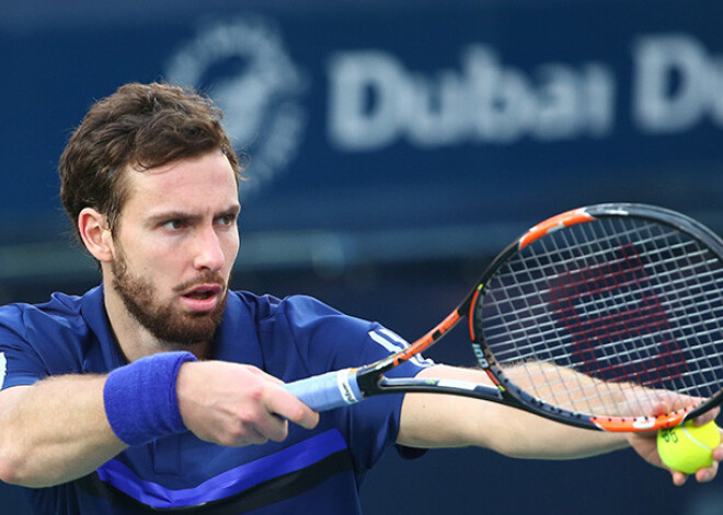 Gulbis pārtraucis sadarbību ar treneri Bresniku