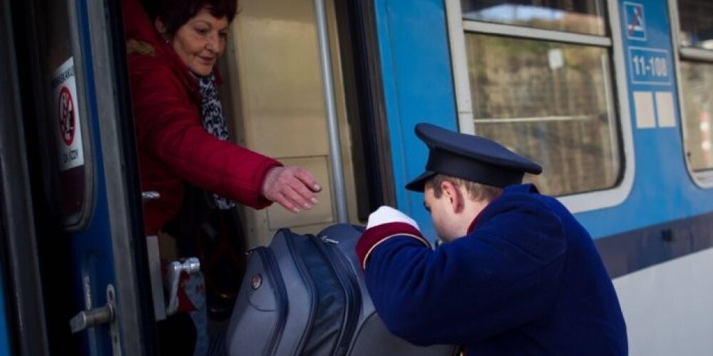 Пограничники отмечают, что видели разные способы незаконного пересечения границы, но с перевозкой человека в чемодане сталкиваются впервые