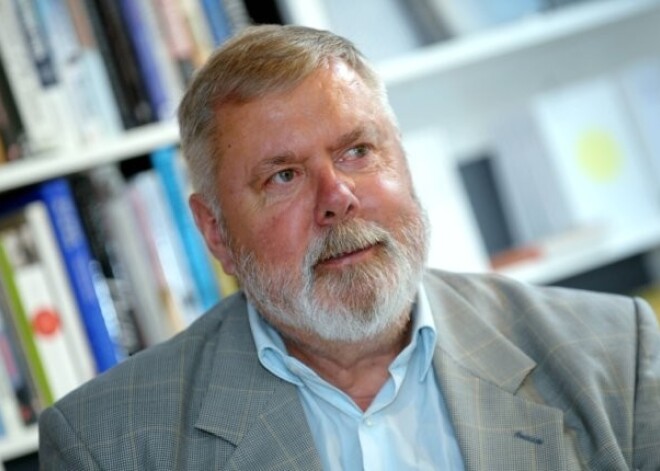 Глава комиссии по изучению документов КГБ Кангерис покинет должность