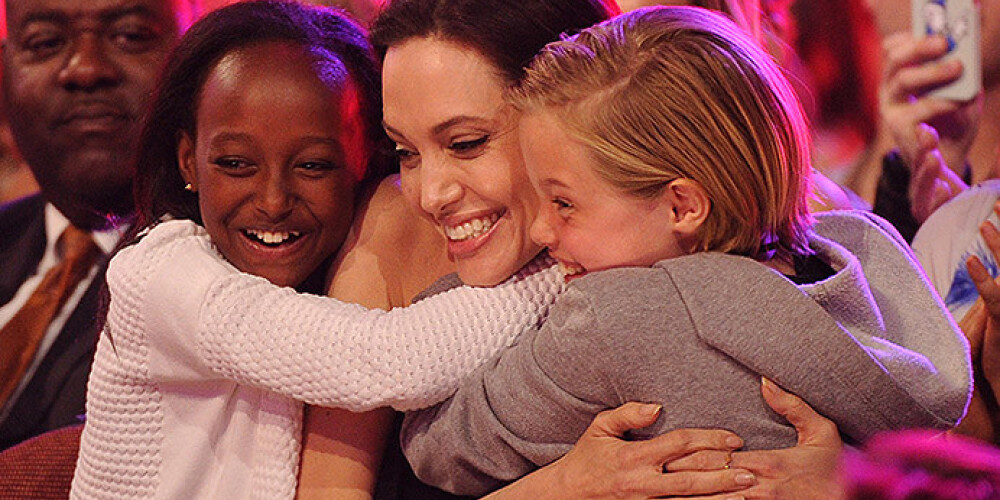Анджелина Джоли впервые вышла в свет после операции