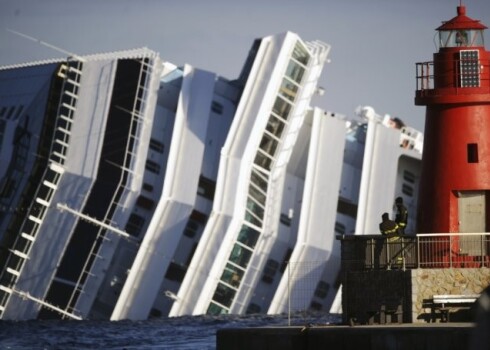 На борту Costa Concordia перевозилась крупная кокаина