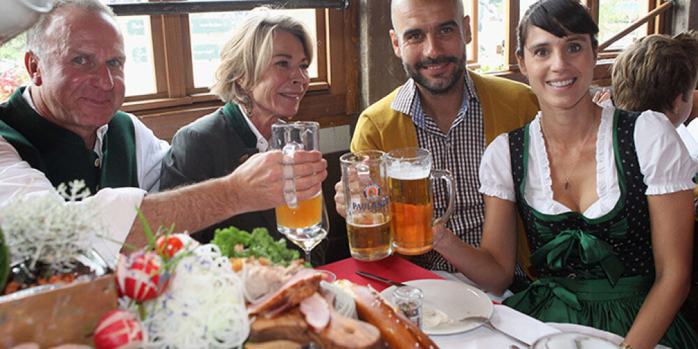 "Oktoberfest", kas sāksies 19.septembrī, ik gadu pulcē apmēram sešus miljonus apmeklētāju.