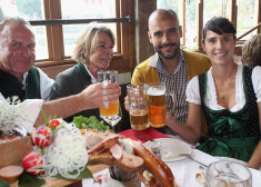 "Oktoberfest", kas sāksies 19.septembrī, ik gadu pulcē apmēram sešus miljonus apmeklētāju.