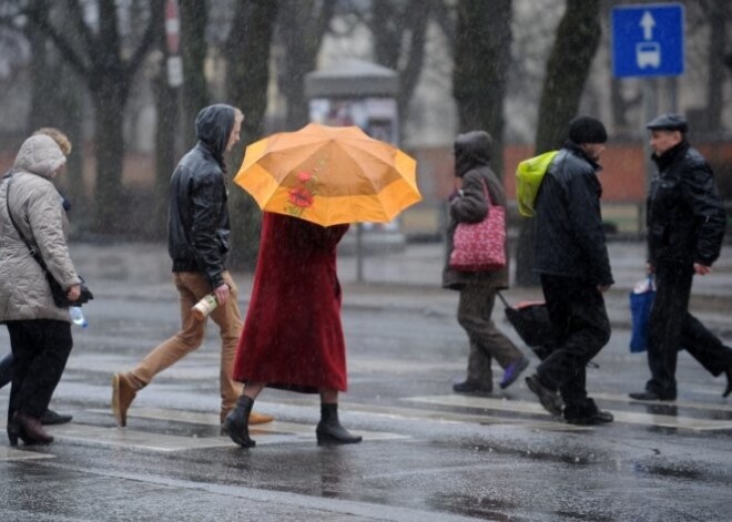 Lielajā piektdienā gaidāms sniegs, lietus un krusa