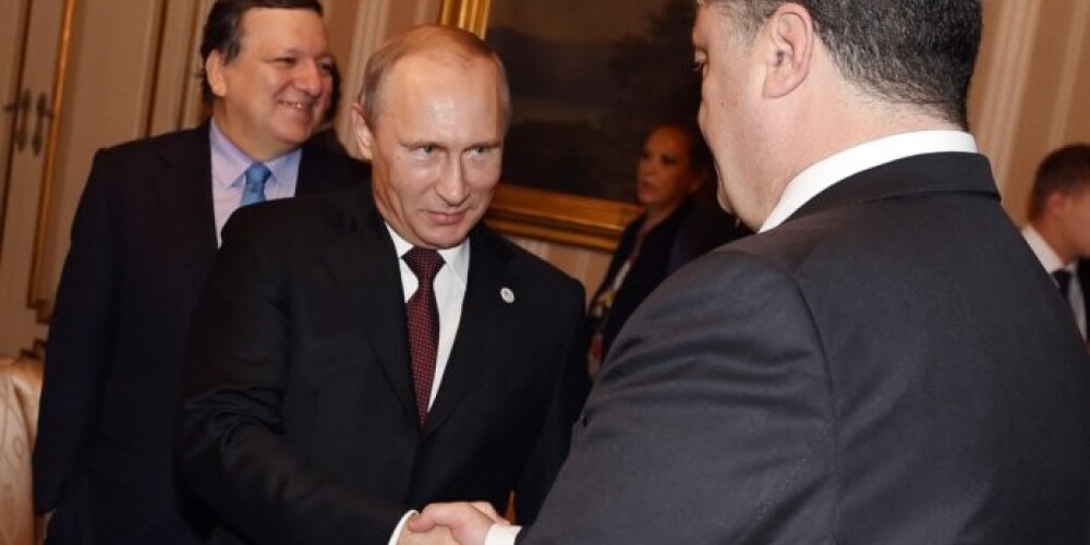 По словам Путина, Петр Порошенко на переговорах «нормандской четверки» в Минске 11-12 февраля предложил ему забрать Донбасс в состав России