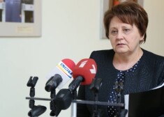 Глава правительства Латвии Лаймдота Страуюма