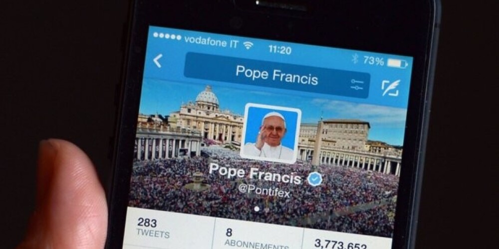 Число подписчиков Папы Римского в Twitter превысило 20 миллионов