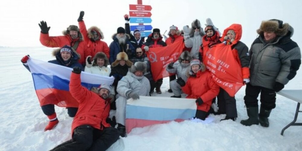 Norge krever forklaringer fra Russland om Rogozins tur til Nordpolen.  FOTO