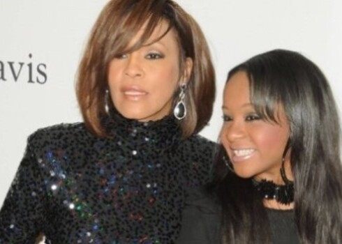 Мозг Бобби Кристины Браун, дочери Уитни Хьюстон, после выхода из длительной комы оказался «непоправимо поврежден»