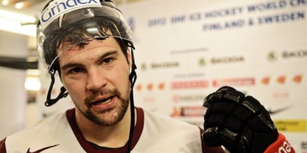Daugaviņa ekselentais bullītis kā kronis visam! Latvija sagrauj slovāku hokejistus. VIDEO