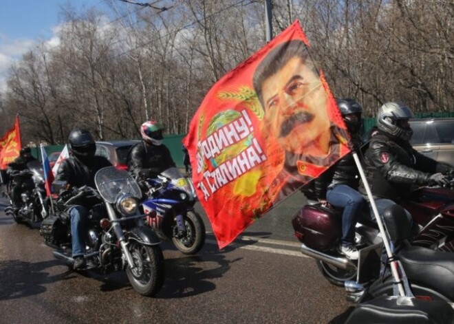 FOTO: "Putina baikeri" tomēr sāk ceļu no Maskavas uz Berlīni. Kā viņi tiks cauri Polijai?