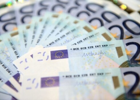 На обеспечение 98 тыс. нуждающихся продуктовыми пакетами ежегодно будет расходоваться 5,2 млн евро