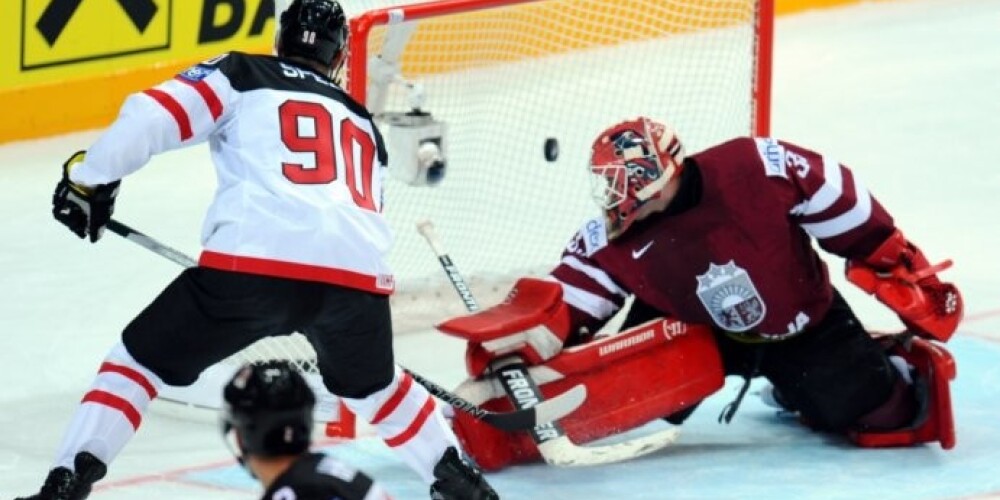 Kanādieši saplosa Muštukovu: Latvijai smags zaudējums pirmajā PČ spēlē