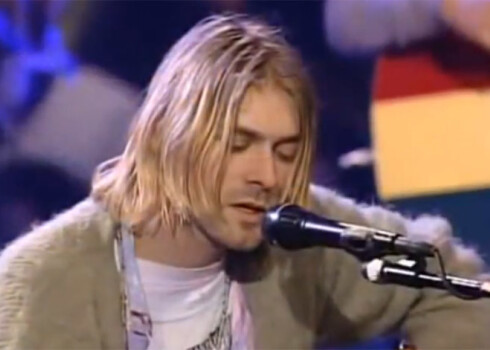 Albumā būs iekļauta Kobeina kaverversija grupas "The Beatles" dziesmai "And I Love Her", kas pagājušomēnes tika izlaista internetā.