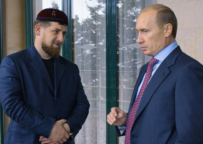 Hodorkovskis nosaucis Kadirovu par Putina "dēlu"